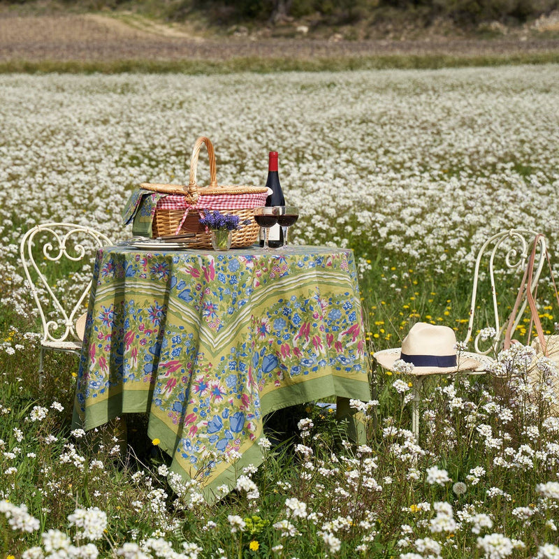 Jardin Blue & Vert 90" x 90" Tablecloth