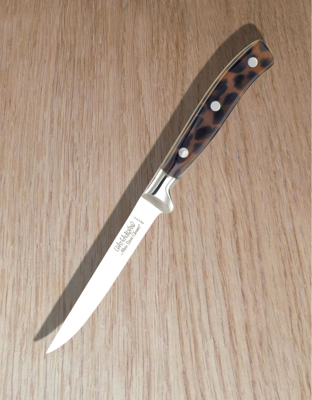 https://shopcblifestyle.com/cdn/shop/products/tortoisesteakknife_1024x.jpg?v=1635264510